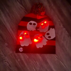 Source Unknown Ghost LED Beanie - Red and Black
